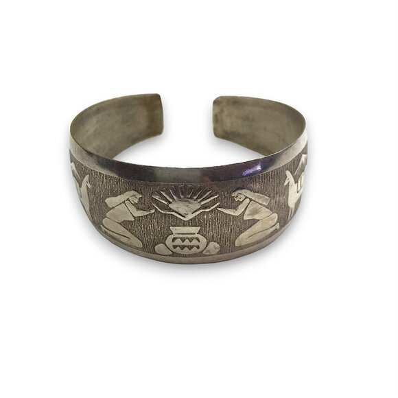 Vintage Sterling silver Storyteller Peruvian Etched Scene Cuff Bangle Bracelet - Picture 2 of 8